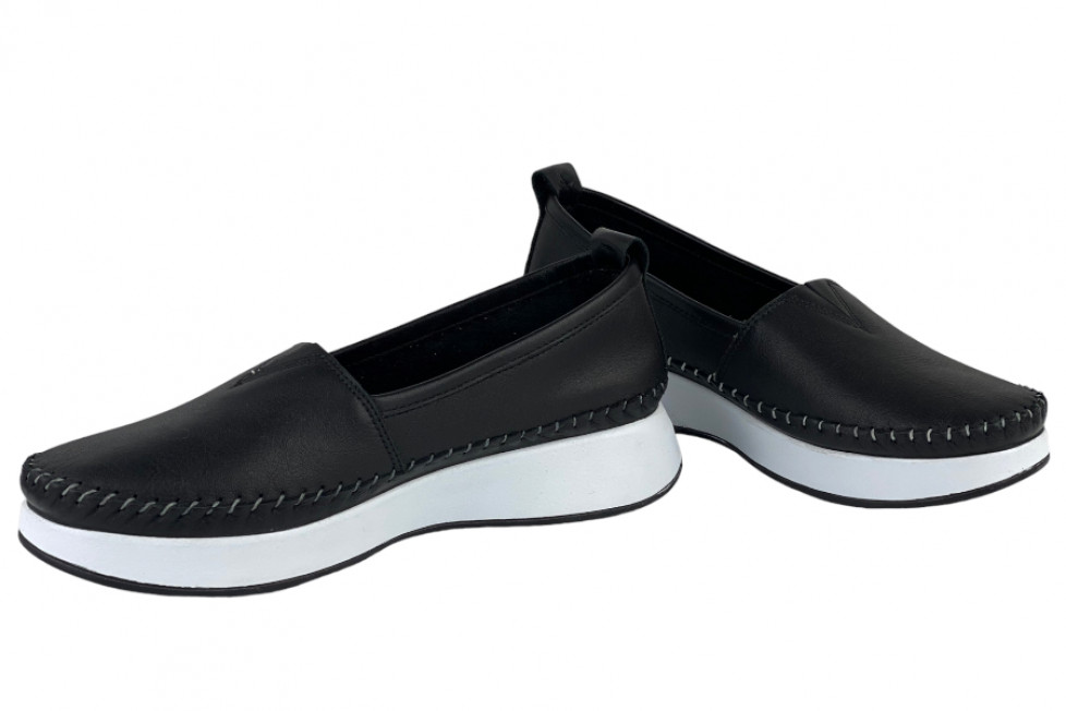 Γυναικεία Δερμάτινα Slip-On Παπούτσια