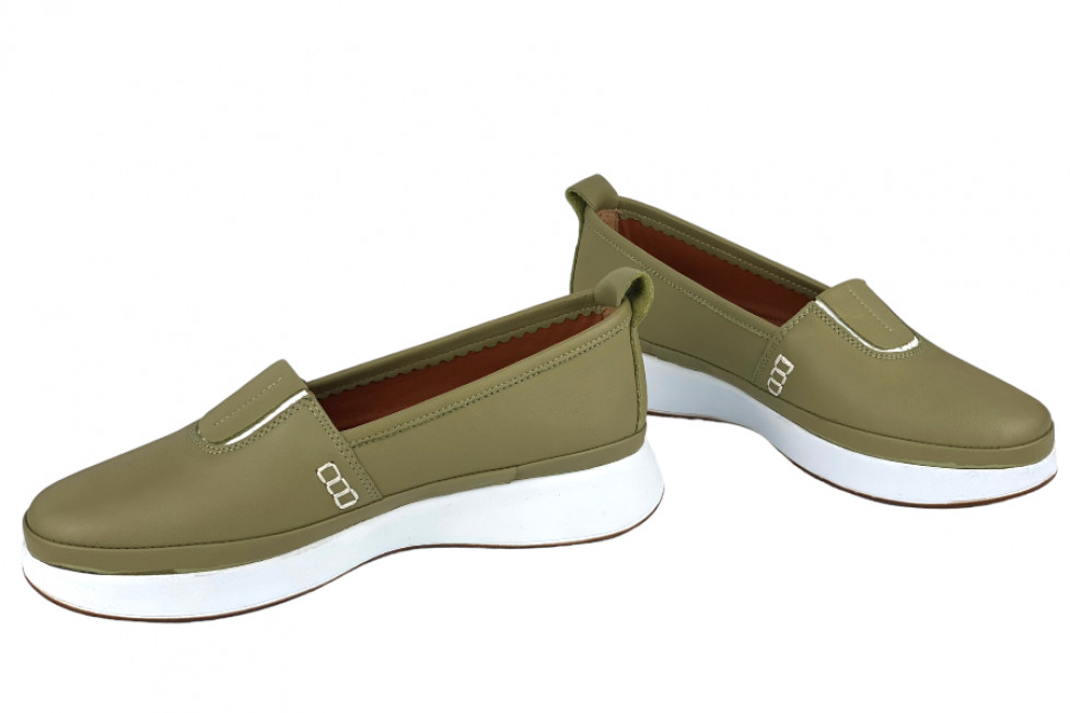 Γυναικεία Δερμάτινα Slip-On Παπούτσια