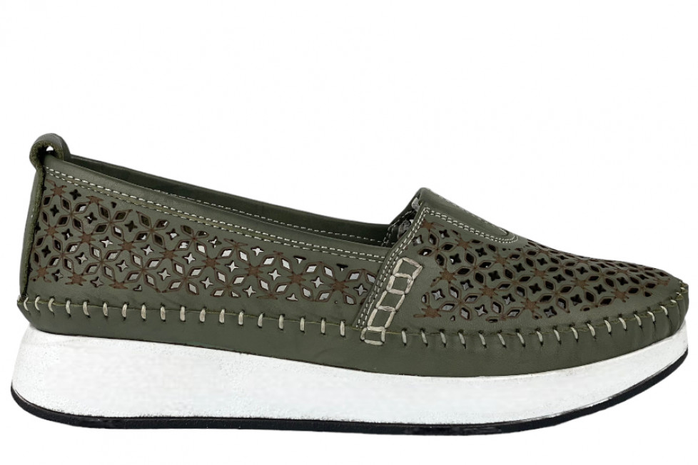 Γυναικεία Δερμάτινα Slip-On Παπούτσια Με Διάτρητο Σχεδιασμό