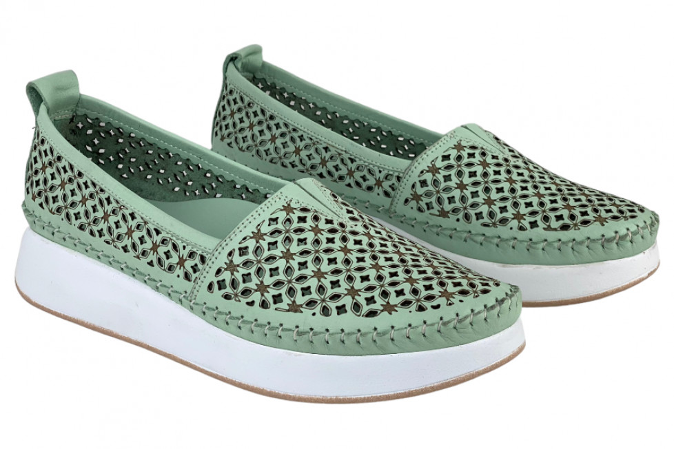 Γυναικεία Δερμάτινα Slip-On Παπούτσια Με Διάτρητο Σχεδιασμό