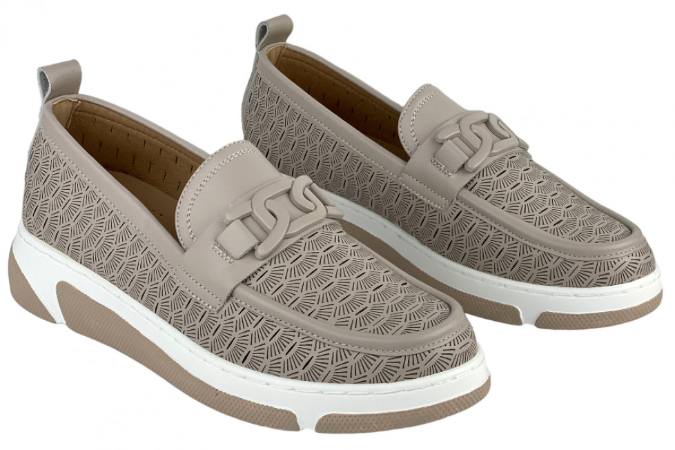 Γυναικεία Loafers Με Αλυσίδα