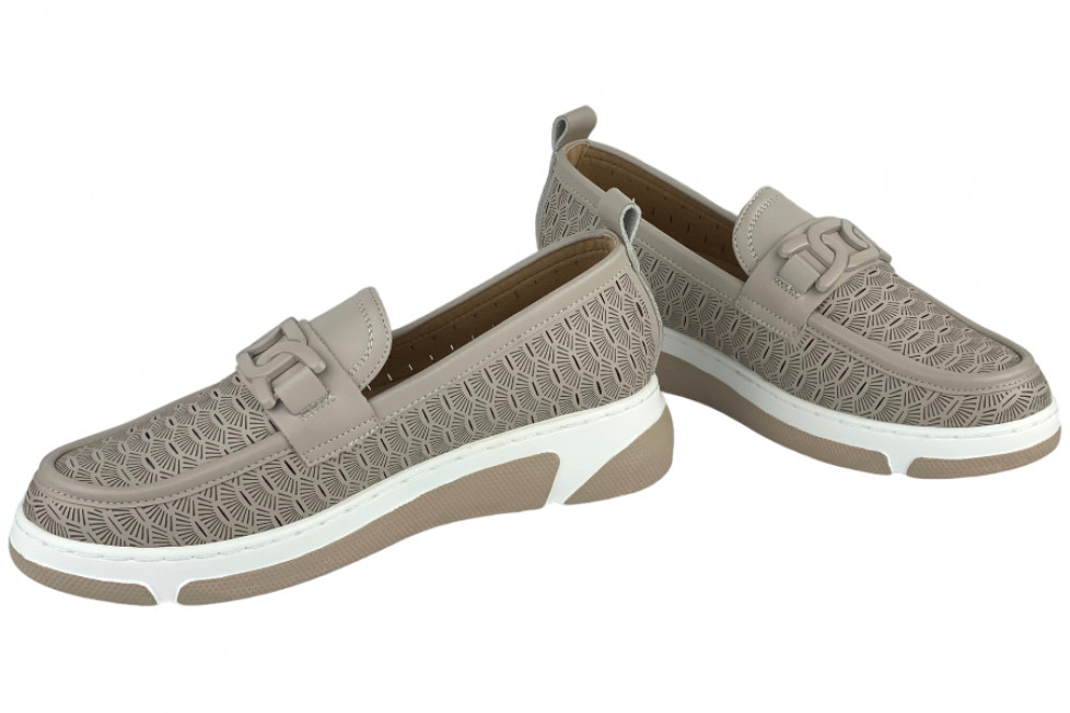 Γυναικεία Loafers Με Αλυσίδα