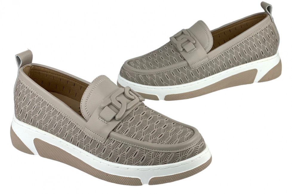 Γυναικεία Loafers Με Αλυσίδα