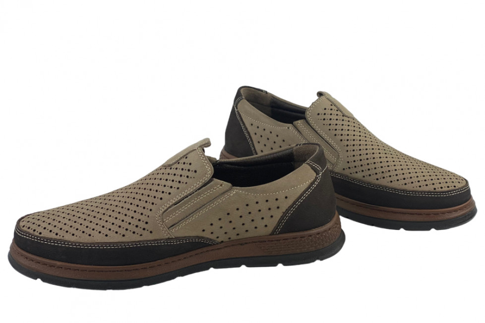 Δερμάτινα Slip-On Παπούτσια Σε Μπεζ Χρώμα