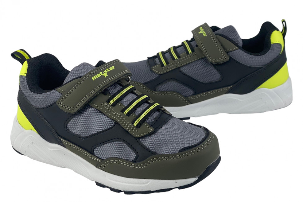 Sneakers Για Αγόρι Με Αυτοκόλλητο