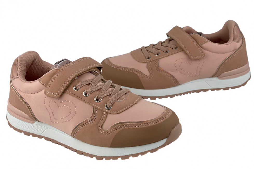 Sneakers Για Κορίτσι Με Αυτοκόλλητο