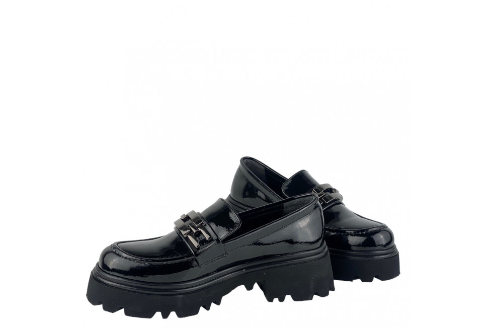 Γυναικεία Chunky Loafers Με Ασημί  Αλυσίδα