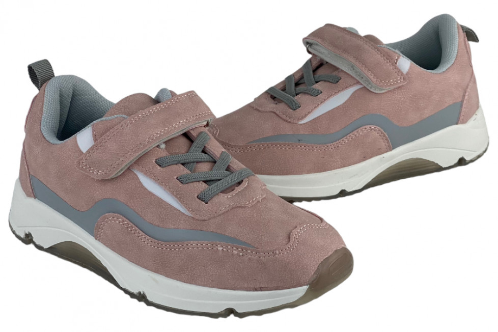 Sneakers Για Κορίτσι Με Αυτοκόλλητο