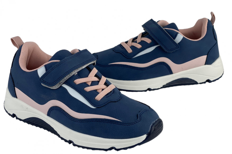 Sneakers Για Κορίτσι Με Αυτοκόλλητο