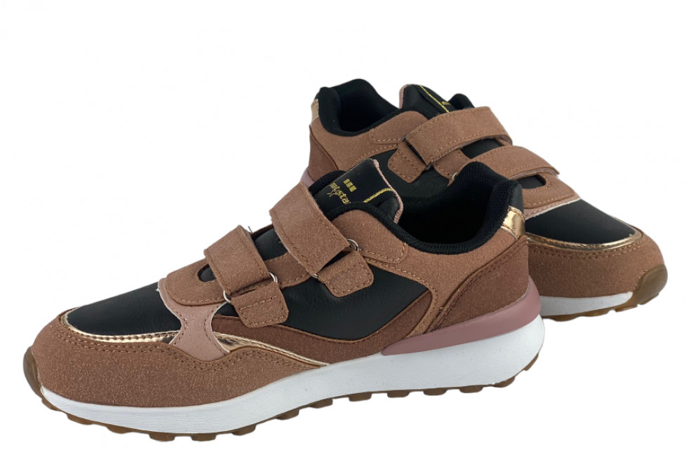 Sneakers Για Κορίτσι Με Αυτοκόλλητα