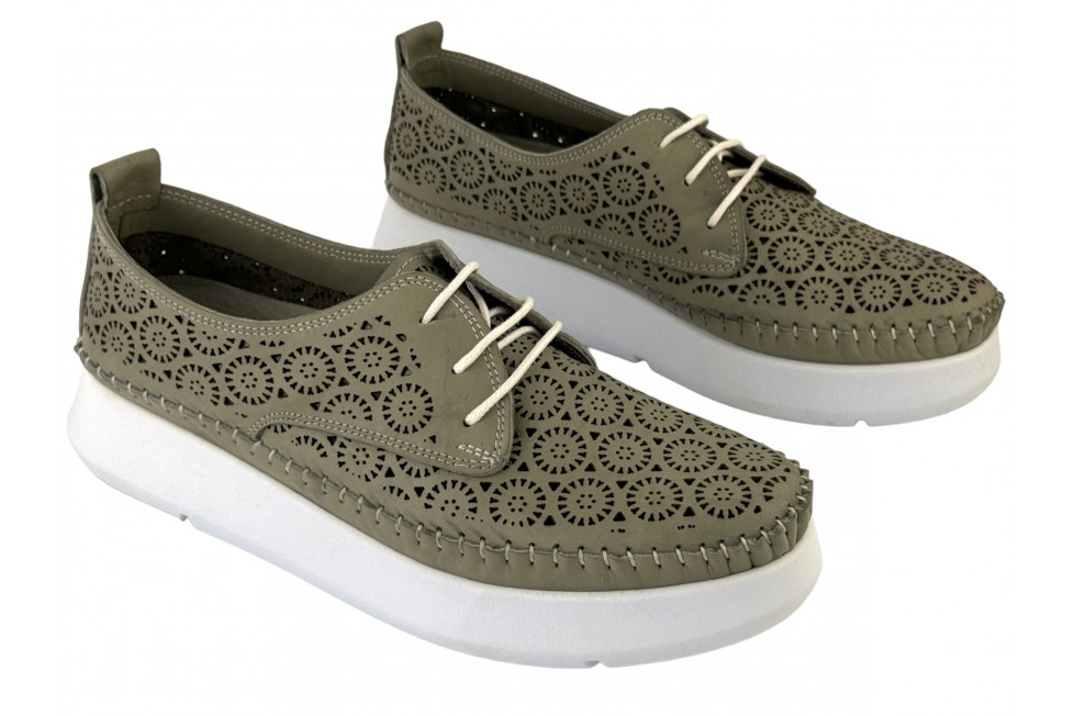 Γυναικεία Δερμάτινα Παπούτσια Με Διάτρητο Σχεδιασμό