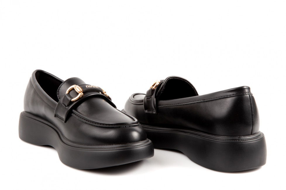 Γυναικεία Loafers Με Χρυσή Αλυσίδα