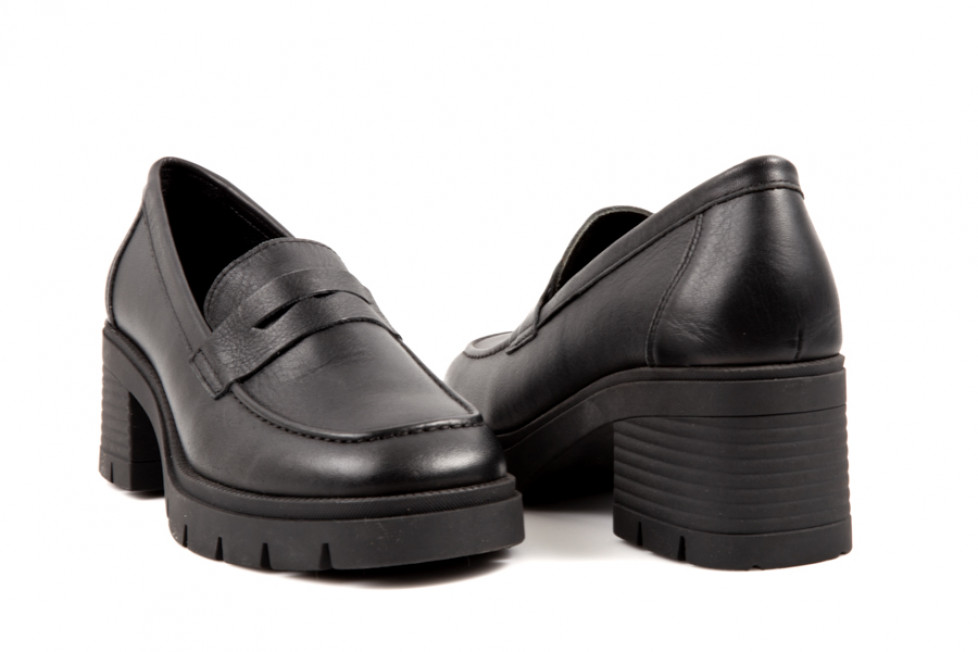 Γυναικεία Δερμάτινα Loafers