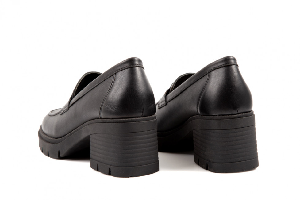 Γυναικεία Δερμάτινα Loafers