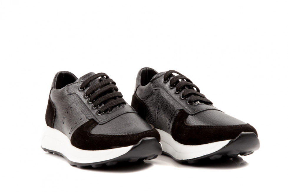 Γυναικεία Δερμάτινα Sneakers