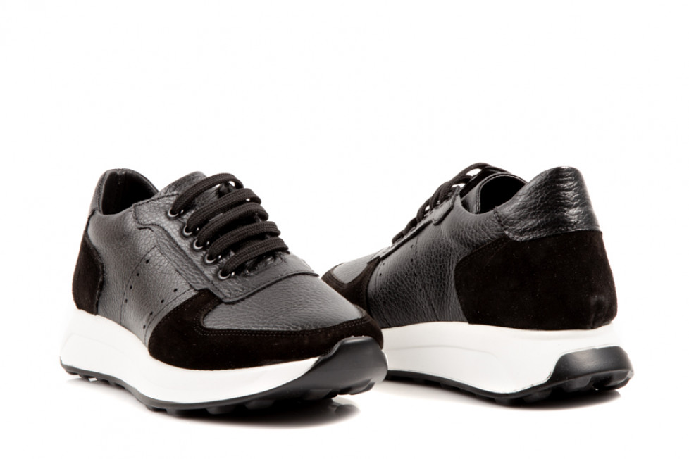 Γυναικεία Δερμάτινα Sneakers