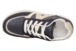 Γυναικεία Μαύρα Sneakers Με Πλατφόρμα Και Χρυσές Λεπτομέρειες