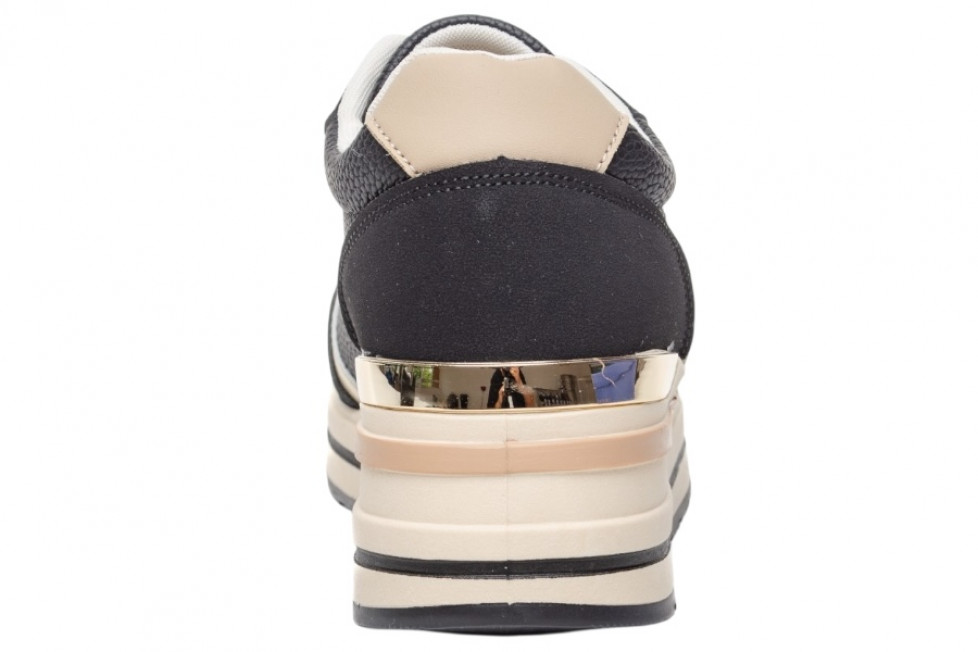 Γυναικεία Μαύρα Sneakers Με Πλατφόρμα Και Χρυσές Λεπτομέρειες