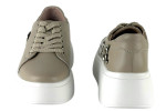 Γυναικεία Δερμάτινα Sneakers Δίσολα Με Εντυπωσιακό Αξεσουάρ