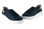 Γυναικεία Μπλε Δερμάτινα Sneakers Με Ασημί Λεπτομέρεια