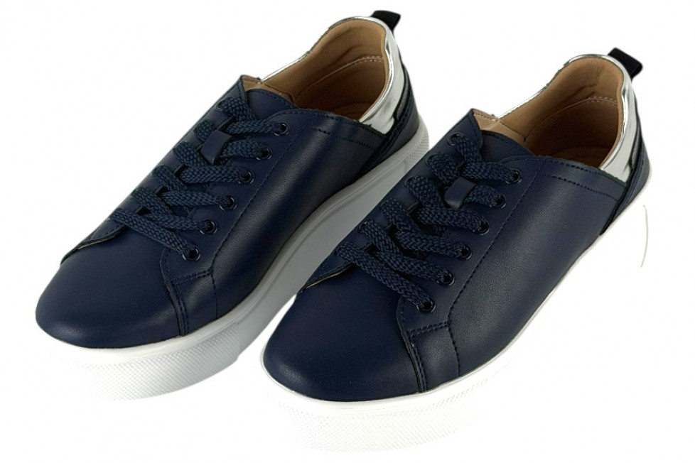 Γυναικεία Μπλε Δερμάτινα Sneakers Με Ασημί Λεπτομέρεια