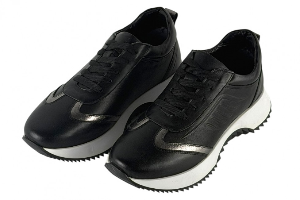 Γυναικεία Μαύρα Δερμάτινα Ανατομικά Sneakers Με Ασημί Λεπτομέρειες