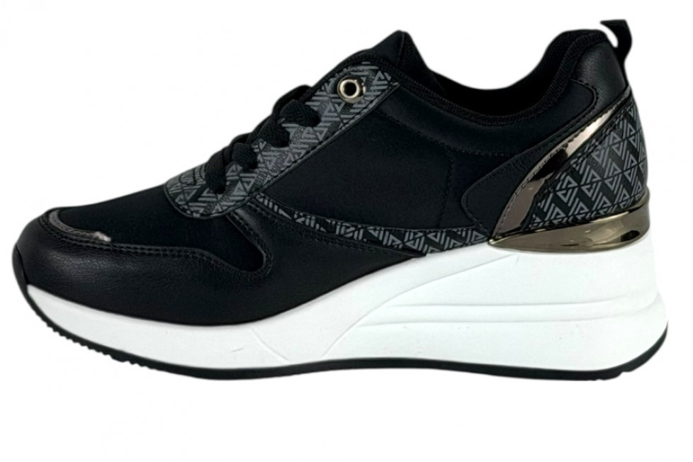 Γυναικεία Μαύρα Sneakers Με Ψηλή Πλατφόρμα Και Ασημί Λεπτομέρειες