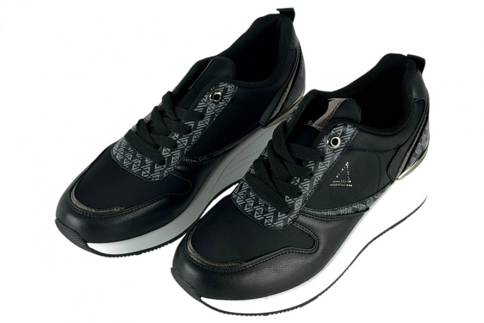 Γυναικεία Μαύρα Sneakers Με Ψηλή Πλατφόρμα Και Ασημί Λεπτομέρειες