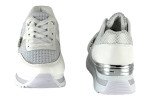 Γυναικεία Λευκά Sneakers Με Ασημί Λεπτομέρειες