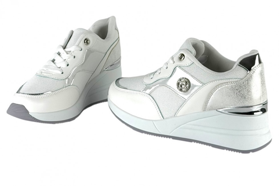 Γυναικεία Λευκά Sneakers Με Ψηλή Πλατφόρμα Και Ασημί Λεπτομέρειες