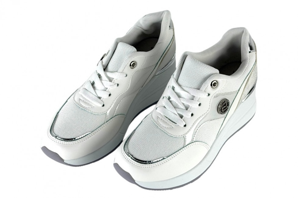 Γυναικεία Λευκά Sneakers Με Ψηλή Πλατφόρμα Και Ασημί Λεπτομέρειες