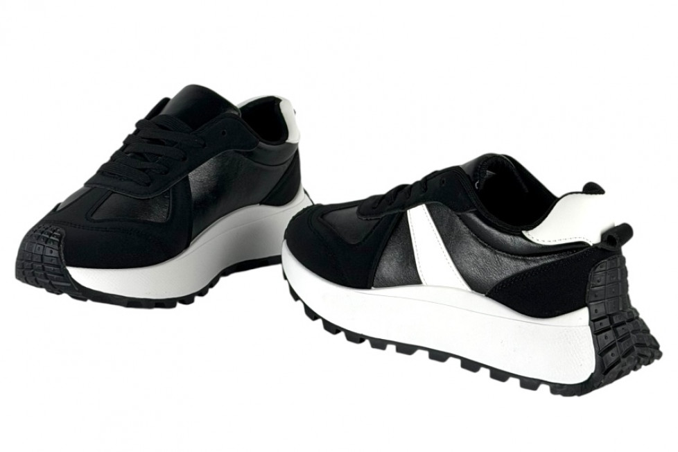 Γυναικεία Μαύρα Μεταλιζε Sneakers Δίσολα Με Λευκές Λεπτομέρειες Και Κορδόνια