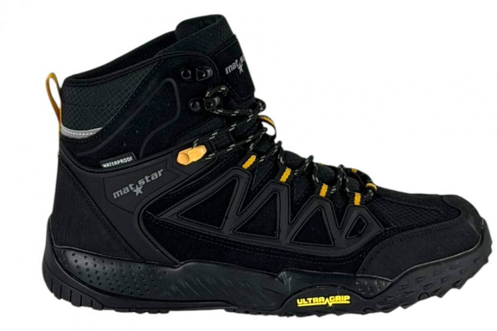 Ανδρικά Μποτάκια Waterproof Σε Χρώμα Μαύρο Με Κορδόνια Και Σόλα Με Τεχνολογία Ultra Grip