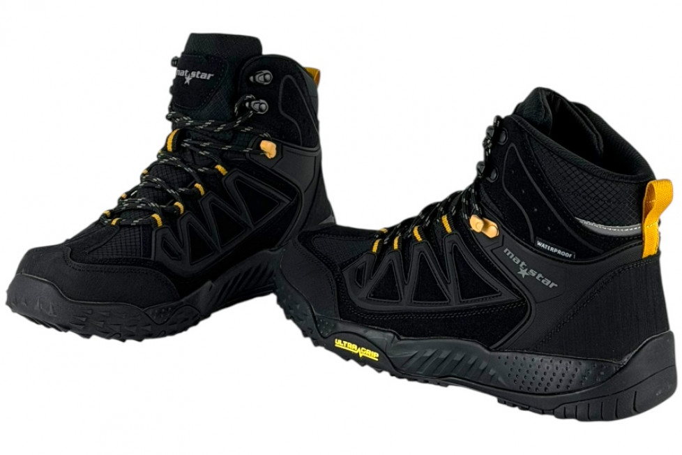 Ανδρικά Μποτάκια Waterproof Σε Χρώμα Μαύρο Με Κορδόνια Και Σόλα Με Τεχνολογία Ultra Grip