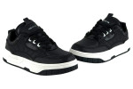  Μαύρα Sneakers Με Κορδόνια Και Λευκές Λεπτομέρειες