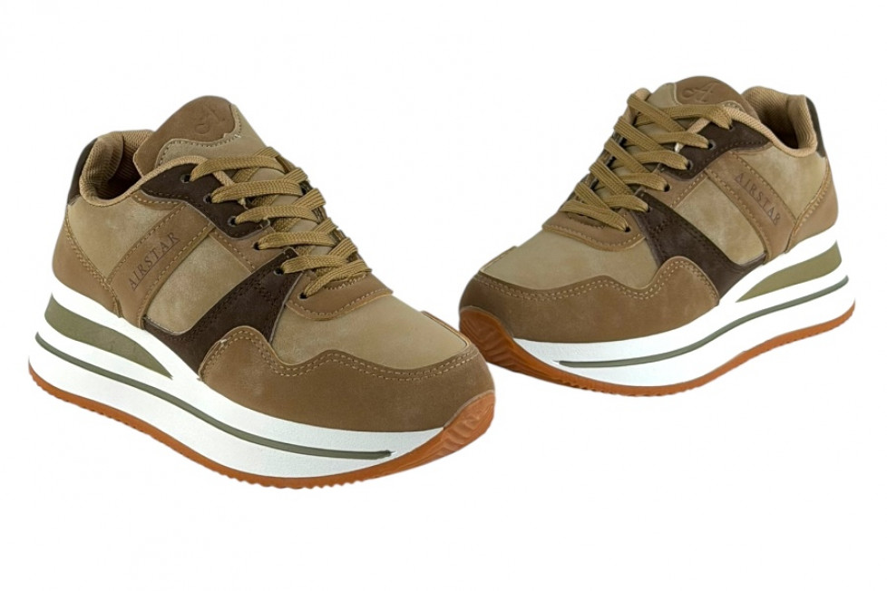 Γυναικεία Mπεζ Sneakers Με Ψηλή Σόλα Και Καφέ Λεπτομέρειες