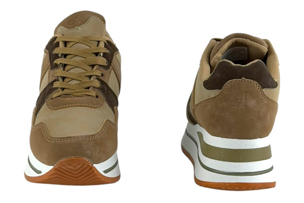 Γυναικεία Mπεζ Sneakers Με Ψηλή Σόλα Και Καφέ Λεπτομέρειες