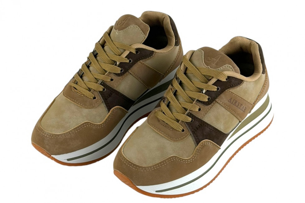 Γυναικεία Mπεζ Sneakers Με Ψηλή Σόλα Και Καφέ Λεπτομέρειες